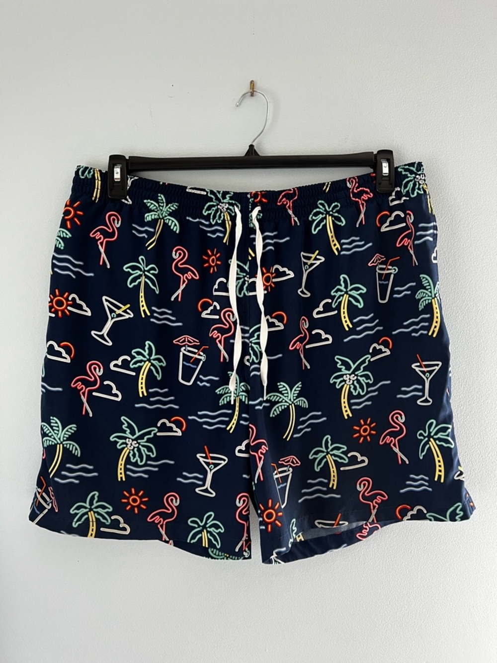 Chubbies The Neon Lights Classic 7” Swim Trunk, Navy Graphic, XXXL